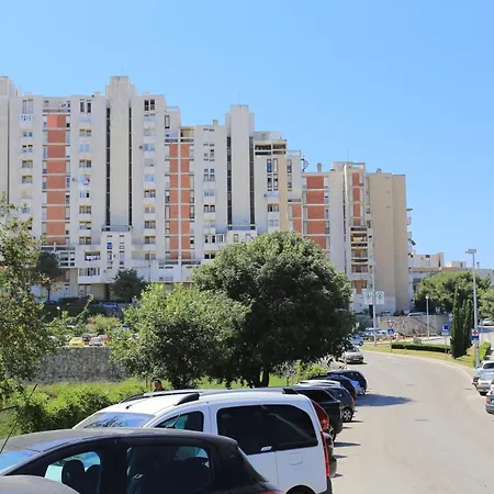 With Wifi - 16910 Split